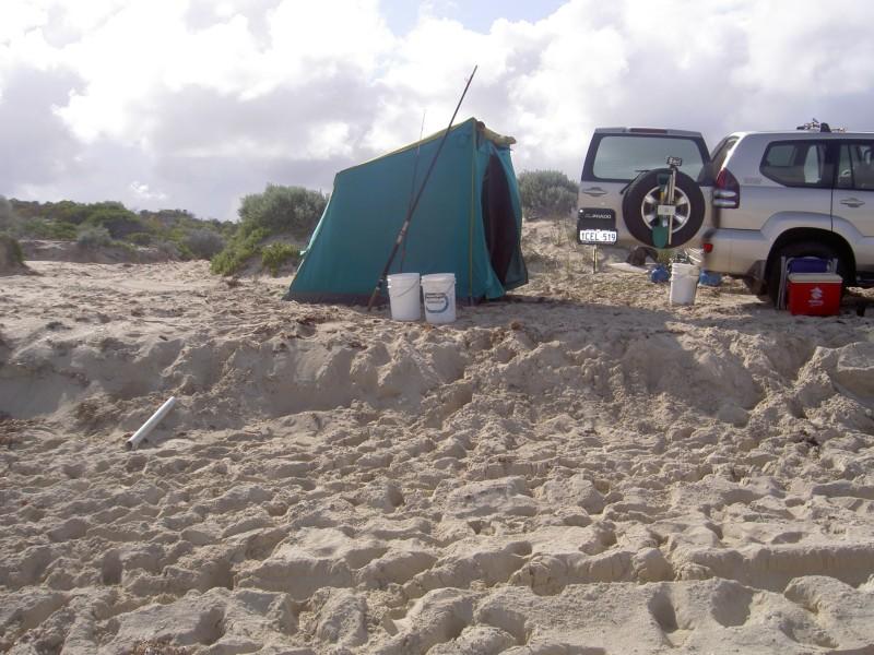 SEPTEMBER 2006 - Morris's Tent & Vehicle Cervantes 005.jpg