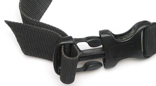 Quick release and adjustable buckle